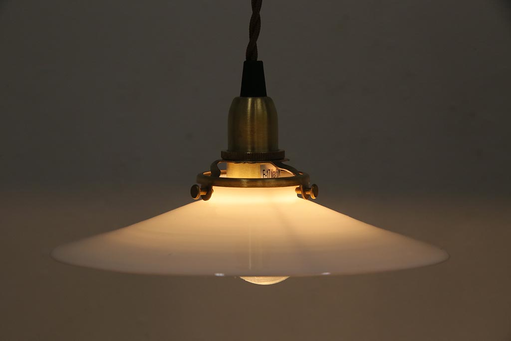 アンティーク照明　戦前　レトロな平笠シェードのペンダントライト(天井照明、吊り下げ照明、電笠)(R-044643)
