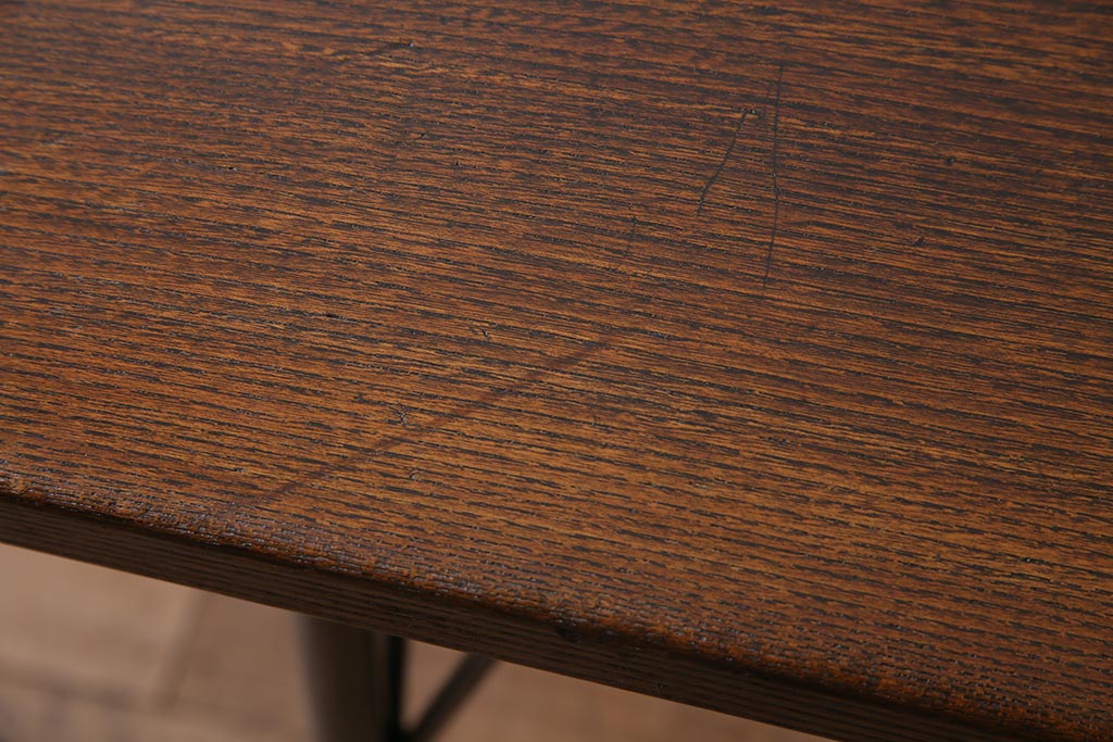 アンティーク家具　古材リメイク　欅(ケヤキ)材一枚板　鉄脚テーブル(サイドテーブル、カフェテーブル)(R-044682)