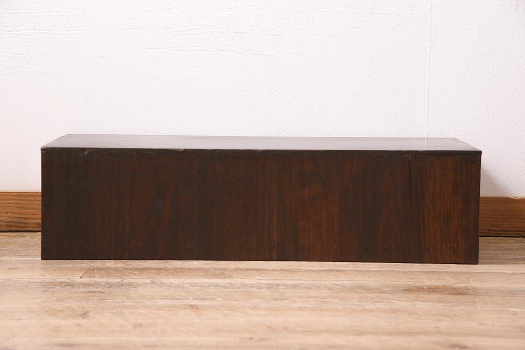 アンティーク家具　昭和初期　当店オリジナルの組子入り　麻の葉文様の組子がおしゃれなローボード(ガラス戸棚、収納棚)(R-044722)