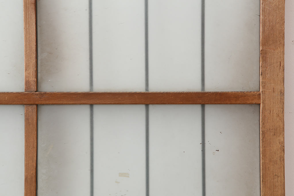 アンティーク建具　和製アンティーク　昭和初期　鉄格子入りが珍しいレトロなガラス戸(引き戸、建具)(R-044805)