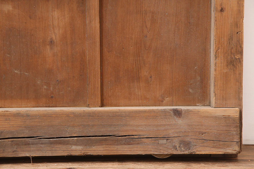 アンティーク建具　明治大正期　ヒノキ材　味わい深さが魅力の蔵戸(玄関戸、引き戸)(R-044892)