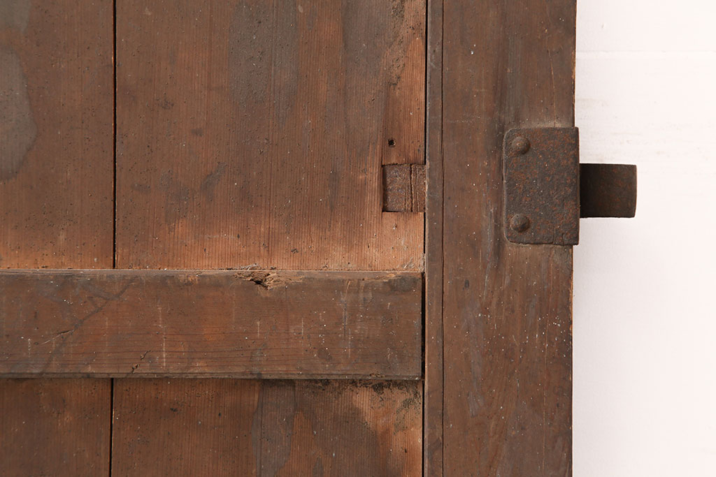アンティーク建具　ヒノキ材　昭和初期　味わいのある風合いの門扉一対(蔵戸、建具、玄関戸)(R-044900)
