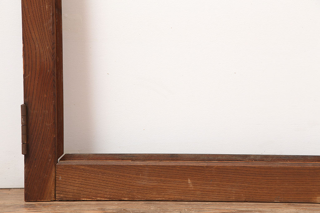 アンティーク建具　明治大正期　総ケヤキ材　鏡板一枚板　杢目が魅力の帯ドア(木製扉)(R-044931)
