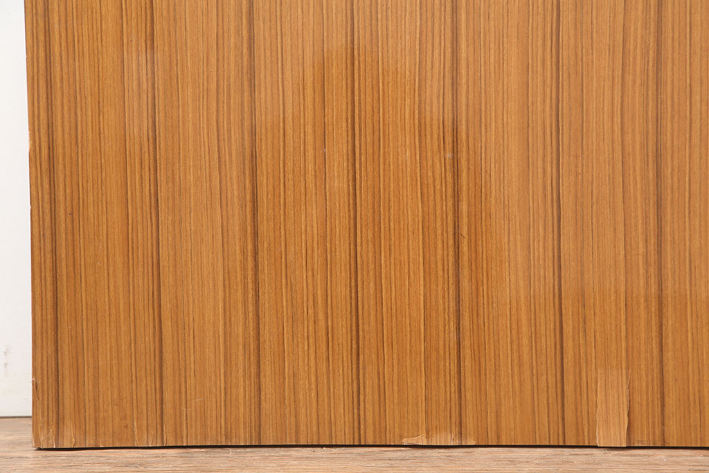 レトロ建具　昭和レトロ　和の風情が感じられる組子入りの木製ドア(ガラス扉)(R-044949)