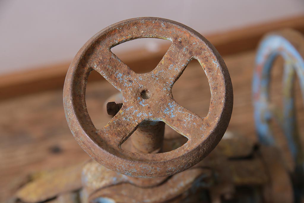 ジャンク品 昭和レトロ USIKUBOSIKI(牛窪鉄工所) 古い手回し ジャンク品 昭和レトロ USIKUBOSIKI(牛窪鉄工所) 古い手回し