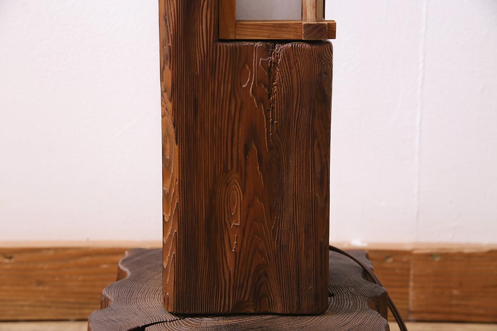 アンティーク照明　国産ビンテージ　杉材　和の風情漂う灯籠(灯篭)(R-044993)