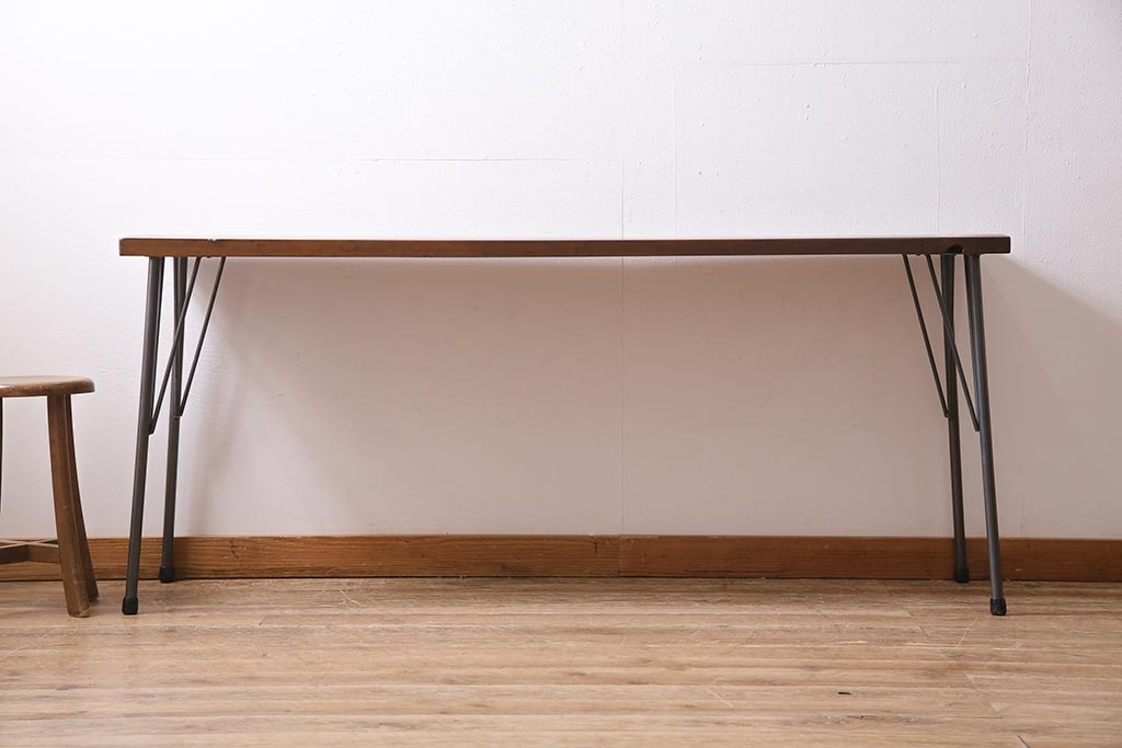 ビンテージ家具　和製　昭和中期　ヒノキ一枚板　古材を活かした鉄脚テーブル(作業台、アイアンテーブル、コンソールテーブル)(R-045001)