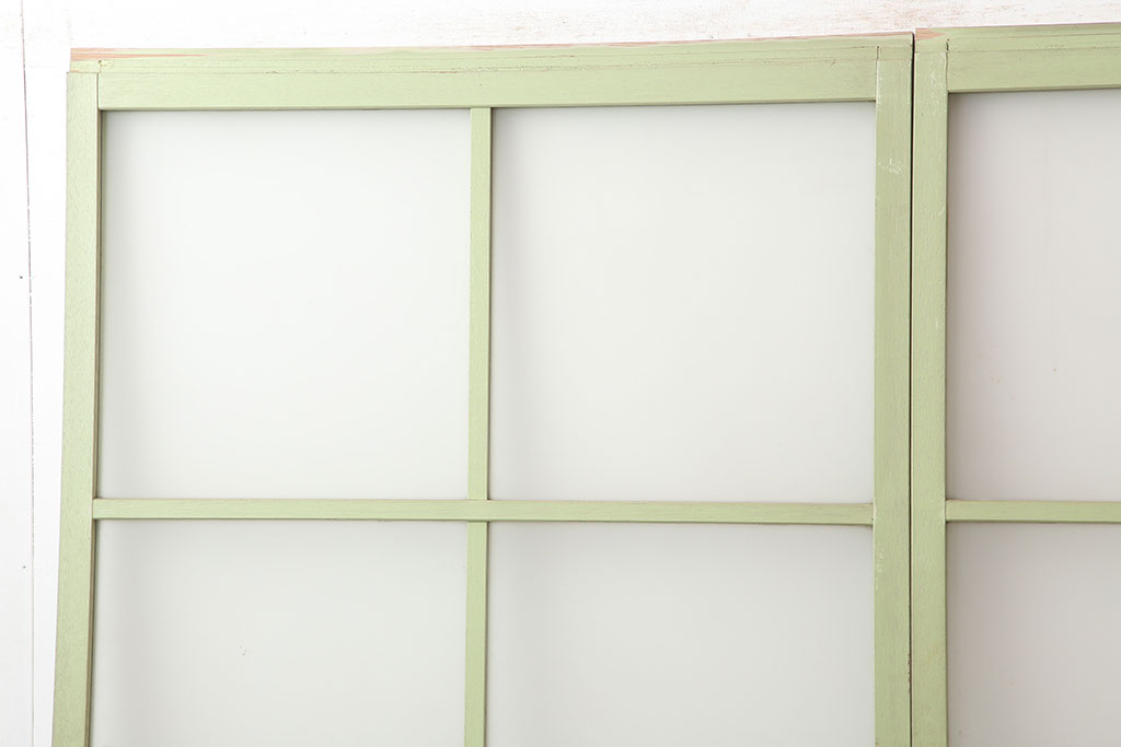 アンティーク建具　淡いグリーンが可愛らしいペイントガラス戸2枚セット(引き戸、建具)(R-045003)