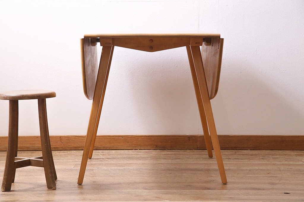 ヴィンテージ家具　イギリスビンテージ　ERCOL(アーコール)　エルム材　スクエアドロップリーフテーブル(バタフライテーブル)(R-045030)