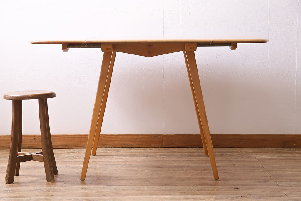 ヴィンテージ家具　イギリスビンテージ　ERCOL(アーコール)　エルム材　スクエアドロップリーフテーブル(バタフライテーブル)(R-045030)