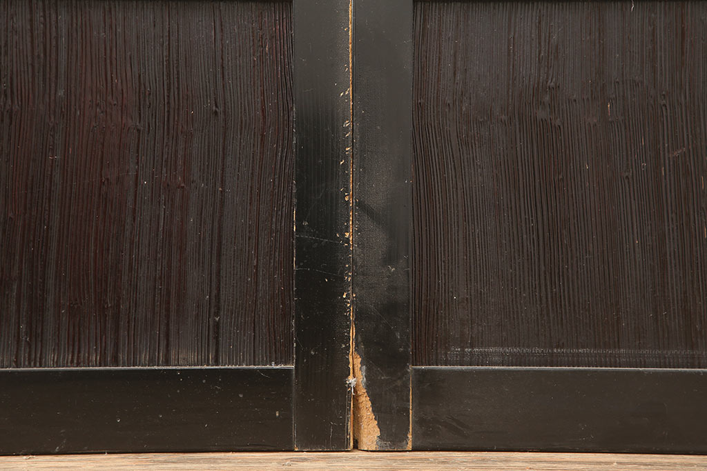 アンティーク建具　最高級　石川県産　総漆塗り　浮造り仕上げ　上品な雰囲気を演出するガラス戸4枚セット(引き戸、建具)(R-045042)
