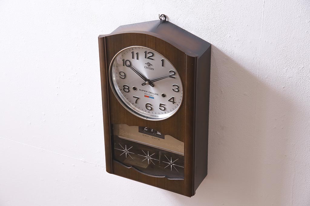 ビンテージ時計　昭和中期　CITIZEN(シチズン)　ゼンマイ式　カレンダー付き30日巻き　 昔懐かしい昭和レトロな壁掛け時計(振り子時計、柱時計)(R-045058)