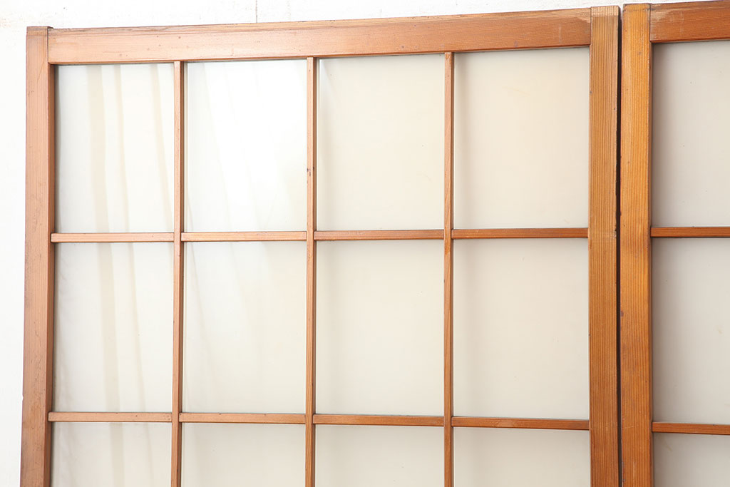レトロ建具　昭和中期　すりガラス　温かみのある雰囲気が素敵なガラス戸3枚セット(引き戸、建具)(R-045119)