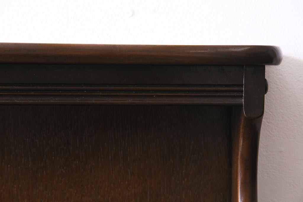 ヴィンテージ家具　イギリスビンテージ　ERCOL(アーコール)　Old Colonial(オールドコロニアル)　気品と風格が漂うカップボード(本棚、ブックシェルフ、食器棚)(R-045136)