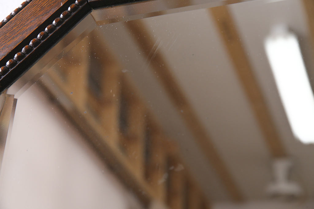 アンティーク雑貨　イギリスアンティーク　オーク材　八角形のフレームがおしゃれなウォールミラー(壁掛けミラー、鏡)(R-045241)