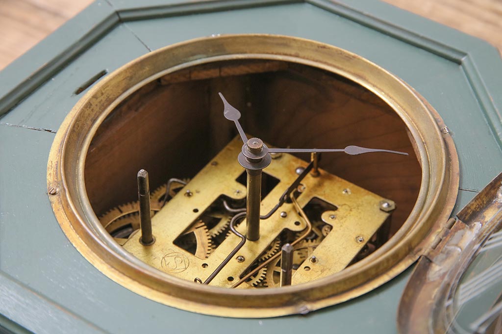 アンティーク時計　昭和初期　5.5インチ　精工舎(SEIKOSHA、セイコー)　ゼンマイ式　珍しい小振りサイズの八角柱時計(掛け時計、振り子時計)(R-045297)