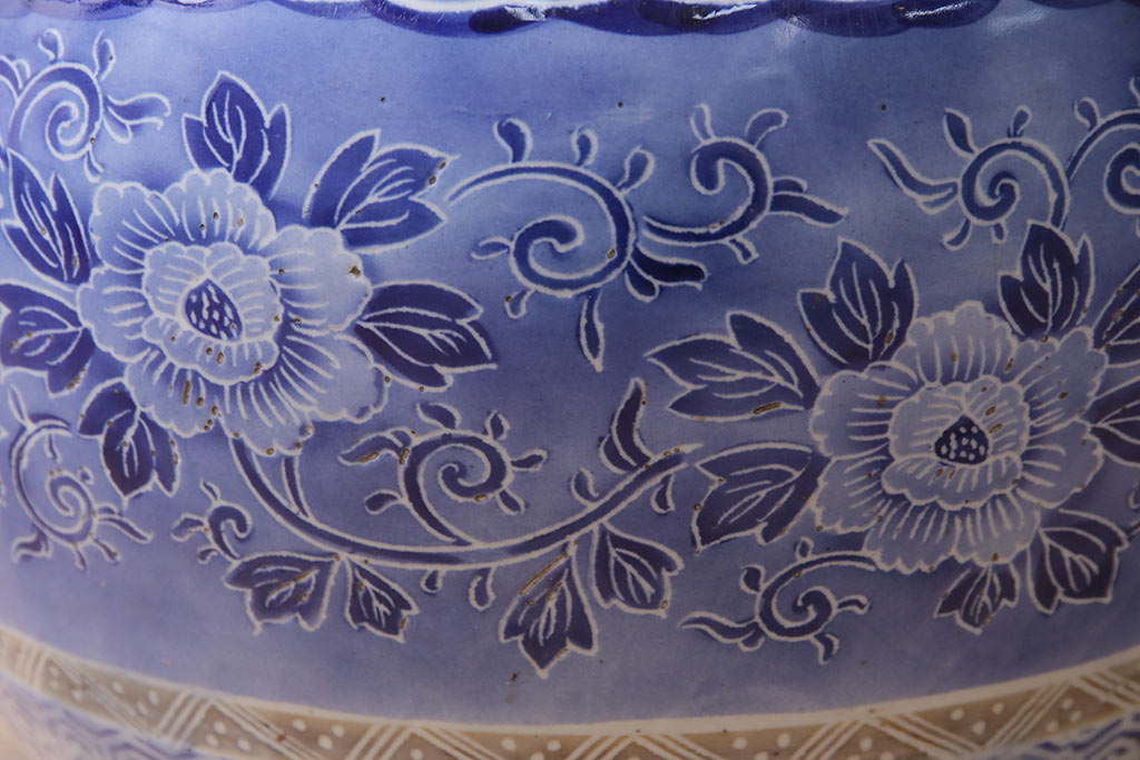 アンティーク雑貨　昭和初期　草花の図が空間を彩る瀬戸火鉢(鉢カバー)(R-045354)