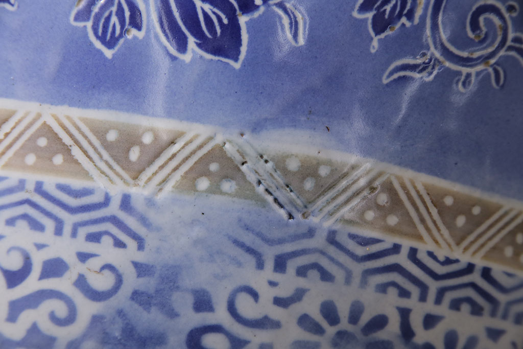 アンティーク雑貨　昭和初期　草花の図が空間を彩る瀬戸火鉢(鉢カバー)(R-045354)