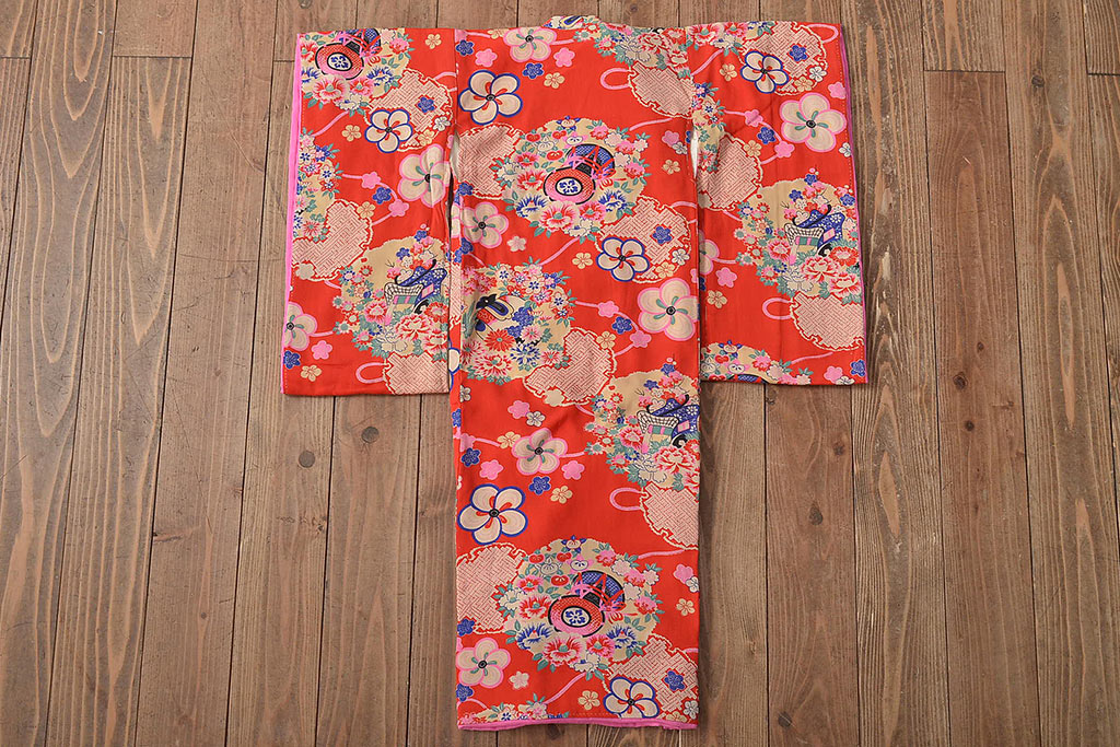 昭和初期 花に宝尽くし 錦紗縮緬 子供着物(正絹、古布)(R-045366
