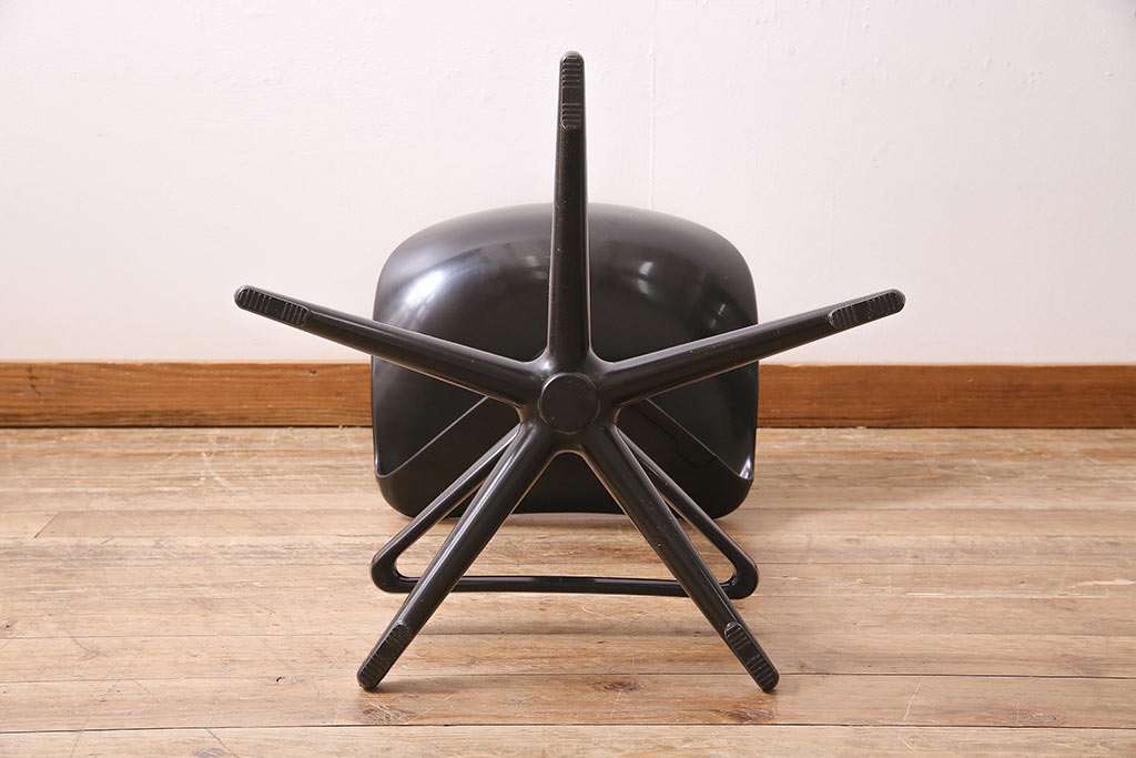 中古　イタリア　kartell(カルテル)社　Spoon(スプーン)　ユニークなデザインの回転イス(回転椅子、チェア、ハイスツール)(定価約8万円)(R-045408)