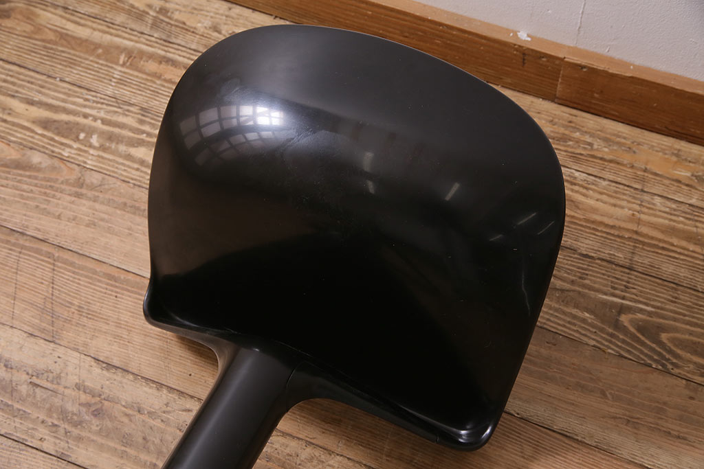 中古　イタリア　kartell(カルテル)社　Spoon(スプーン)　ユニークなデザインの回転イス(回転椅子、チェア、ハイスツール)(定価約8万円)(R-045408)