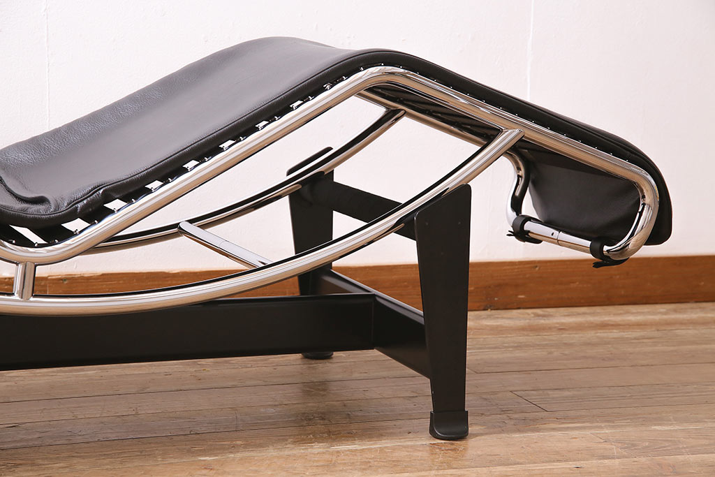 中古 Cassina(カッシーナ) Le Corbusier(ル・コルビュジエ) LC4 中古 Cassina(カッシーナ) Le Corbusier(ル・コルビュジエ) LC4