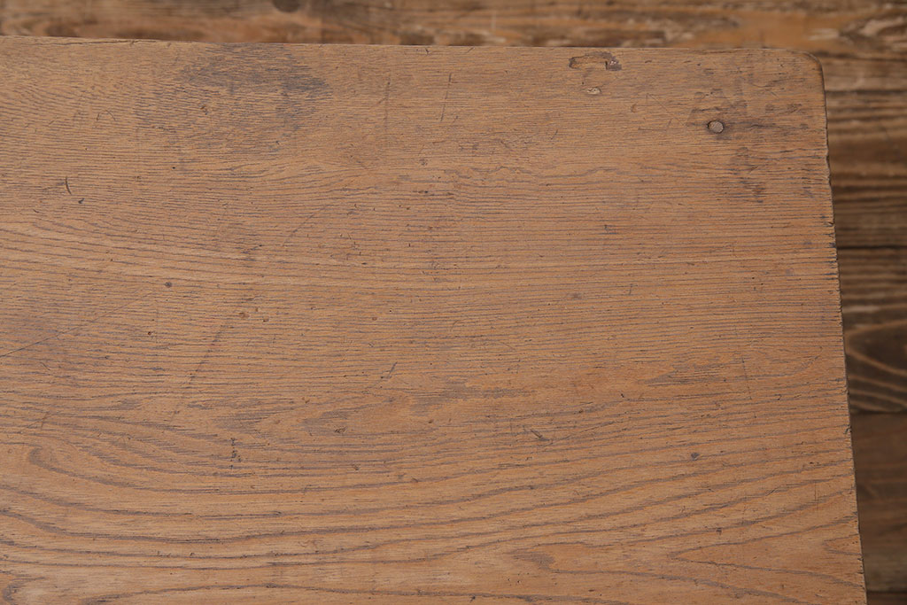 アンティーク家具　ストリップド(剥離)　昭和初期　栓材　素朴さが魅力の文机(ローテーブル)(R-045478)