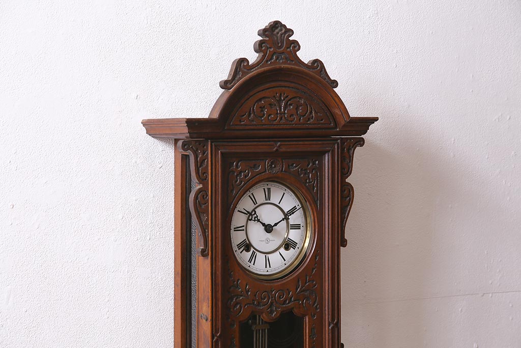 アンティーク時計　大正昭和初期　SEIKOSHA(精工舎、セイコー)　ゼンマイ式　スリゲル型　琺瑯文字盤　凝った意匠が目を引く掛け時計(古時計、柱時計、座敷時計)(R-045482)