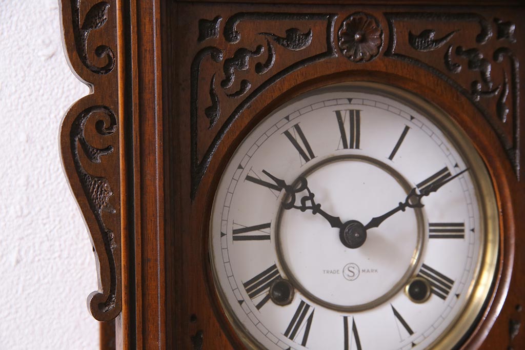 アンティーク時計　大正昭和初期　SEIKOSHA(精工舎、セイコー)　ゼンマイ式　スリゲル型　琺瑯文字盤　凝った意匠が目を引く掛け時計(古時計、柱時計、座敷時計)(R-045482)