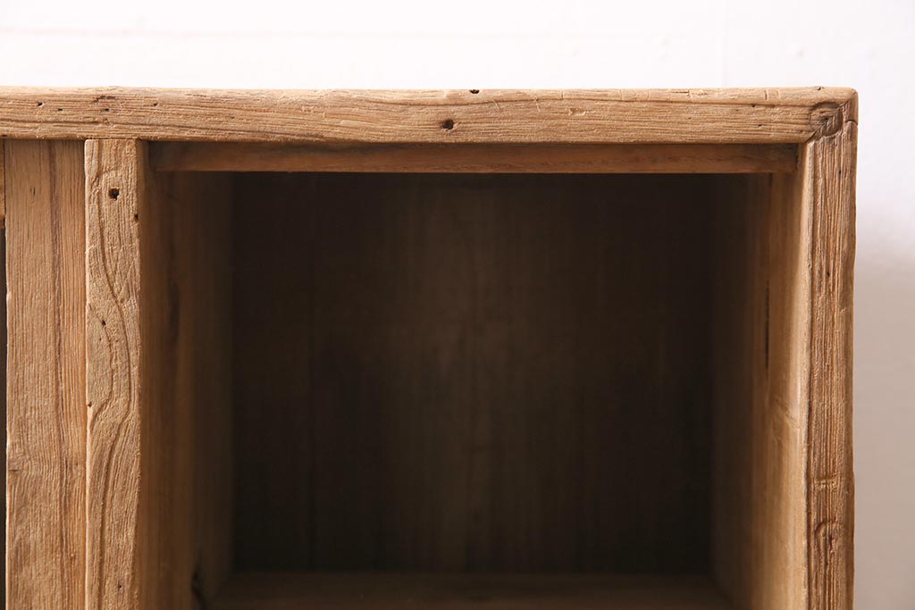 アンティーク家具　大正昭和初期　ストリップド(剥離)　桐材の柔らかな木肌が楽しめるガラス戸棚(収納棚、食器棚、キャビネット)(R-045503)