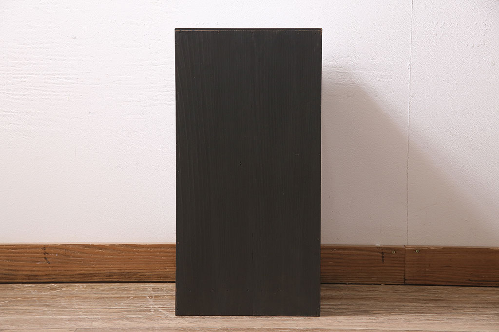 アンティーク家具　栗・杉材　メンズライクなペイントカラーのサイドチェスト(小引き出し)(R-045619)