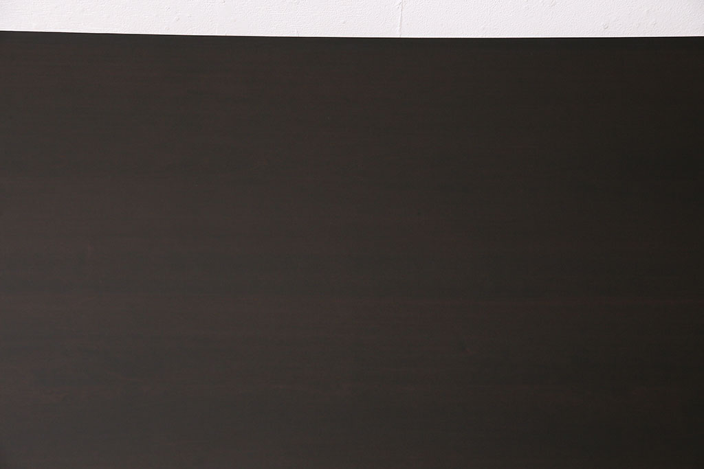 ビンテージ家具　松本民芸家具　モダンなデザインの棚付きダイニングテーブル(食卓)(R-045645)