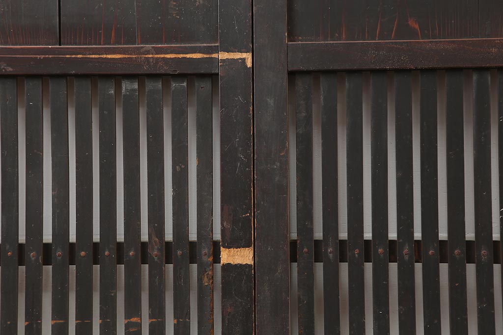 アンティーク建具　明治期　和空間や古民家スタイルにおすすめな格子帯戸2枚セット(引き戸、建具)(R-045690)