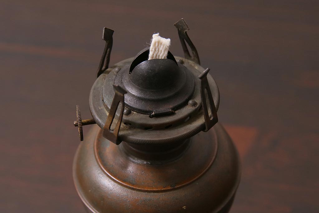 アンティーク雑貨　昭和初期　銅製　壁掛けもできるオイルランプ(灯油ランプ)(R-045746)