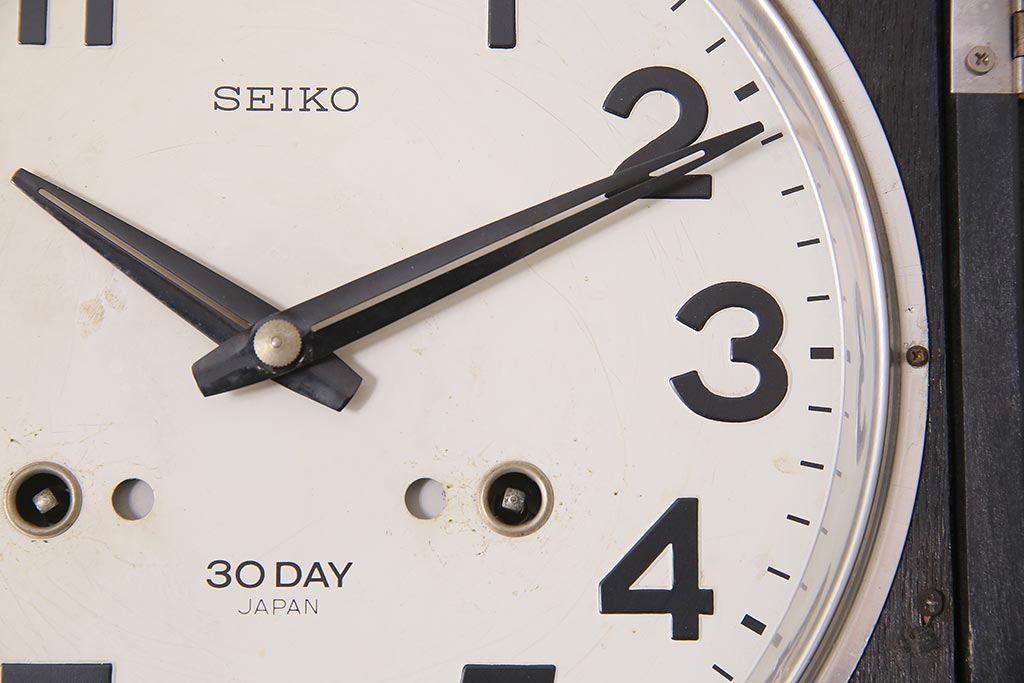 アンティーク時計　昭和中期　SEIKO(セイコー)　ゼンマイ式　カレンダー付き　30DAY　木目調の掛け時計(柱時計、振り子時計)(R-045749)