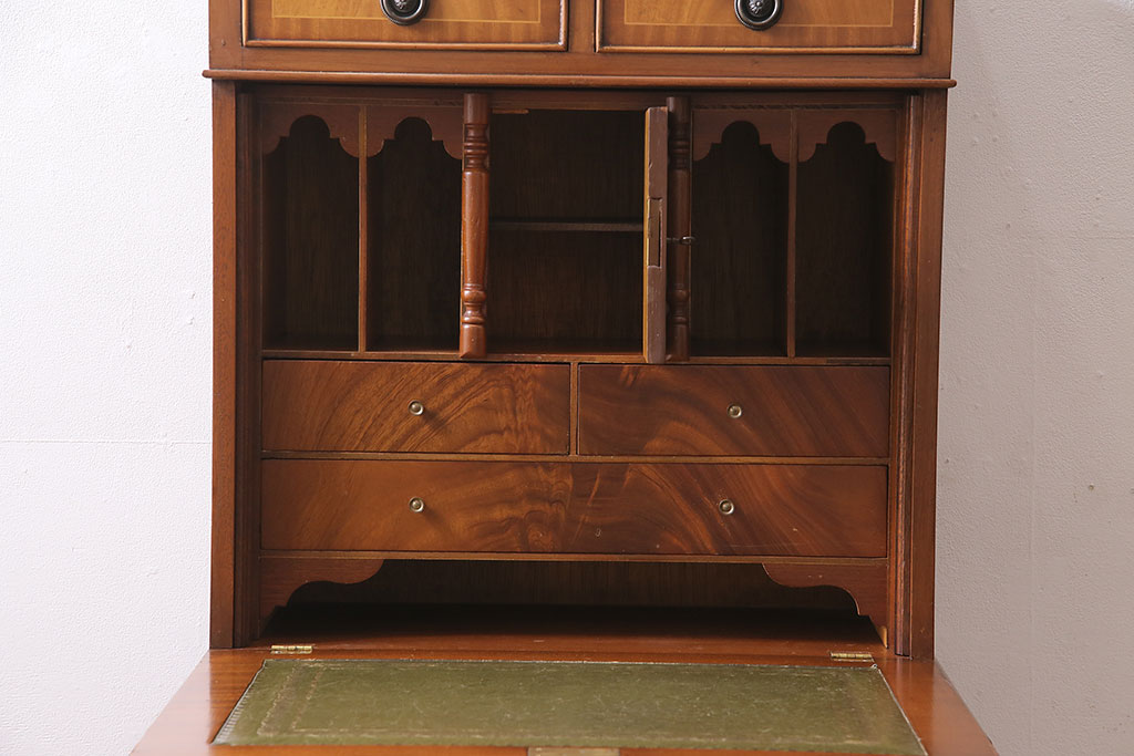 イギリスアンティーク　上手物　マホガニー　象嵌入りのキャビネット(ライティングビューロー、本箱、飾り棚、チェスト)(R-046097)