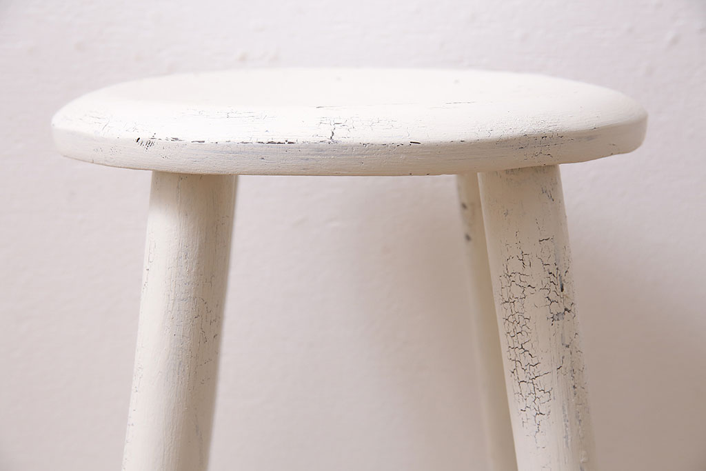 アンティーク家具　昭和初期　さわやかなホワイトペイントのスツール(木製チェア、丸椅子)(R-046109)