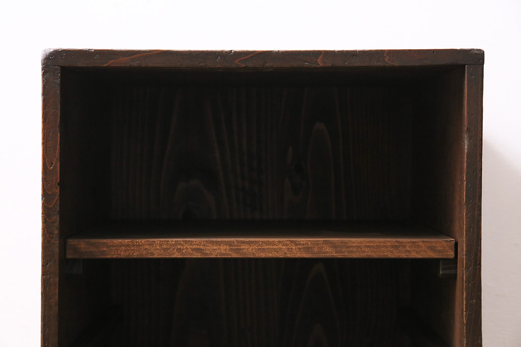 アンティーク家具　明治大正期　引き出し付き　味のある雰囲気が魅力の収納棚(本棚)(R-046119)