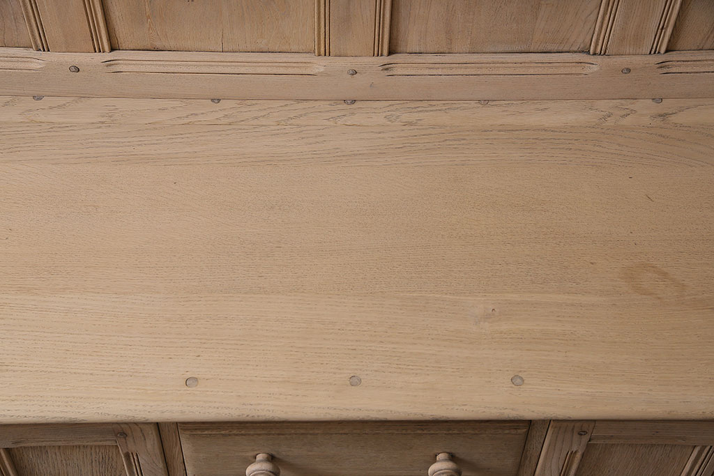 ヴィンテージ家具　イギリスビンテージ　ストリップド(剥離)　ERCOL(アーコール)　Old Colonial(オールドコロニアル)　カップボード(収納棚、食器棚)(R-046143)