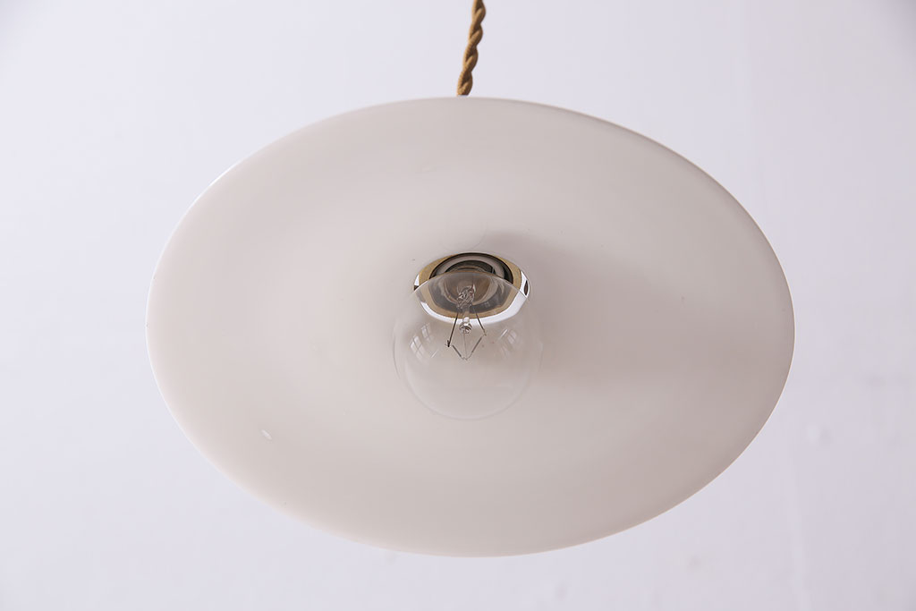 アンティーク照明　戦前　レトロな平笠シェードのペンダントライト2個セット(天井照明、吊り下げ照明、電笠)(R-046178)