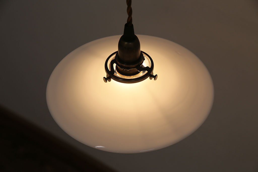 アンティーク照明　戦前　レトロな平笠シェードのペンダントライト2個セット(天井照明、吊り下げ照明、電笠)(R-046183)