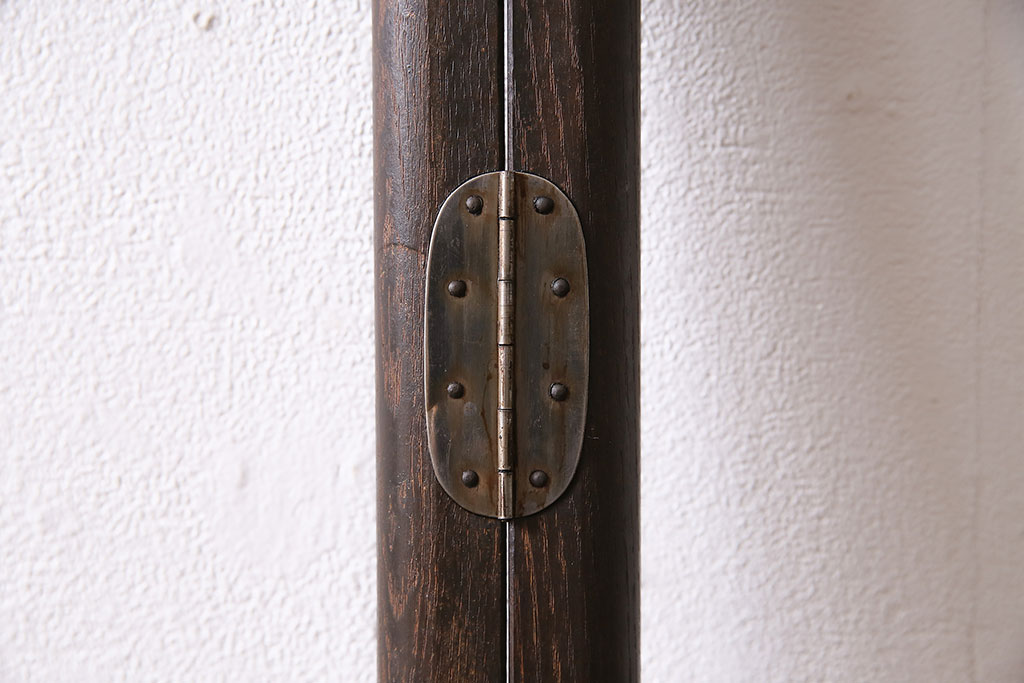 ヴィンテージ家具　昭和中期　桑材　素朴な質感を堪能できるフック付きの衣桁(着物掛け、ハンガーラック、ビンテージ)(R-046265)