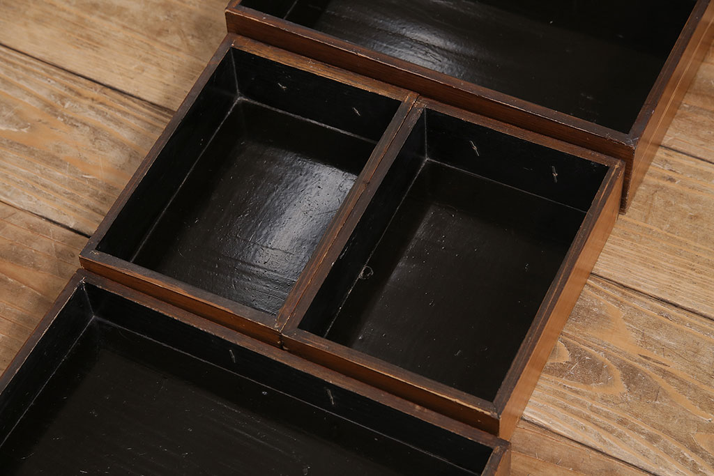 レトロ雑貨 明治大正期 ケヤキ材 漆塗り 鏡台付きの便利な裁縫箱