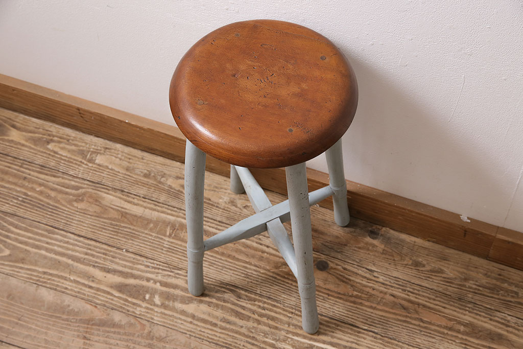 アンティーク家具　昭和初期　ブナ材　可愛らしいペイントが魅力のレトロなスツール(木製チェア、丸椅子)(R-046285)