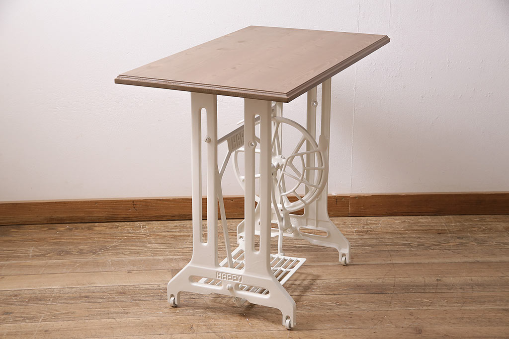 ヒノキ材　リメイク　ペイントミシンテーブル(サイドテーブル、カフェテーブル、ミシン台)(R-046352)