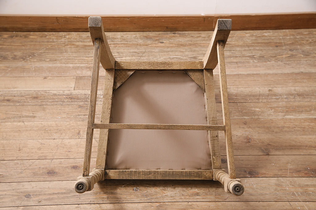 アンティーク家具　イギリスアンティーク　ストリップド(剥離)　オーク材　ツイストレッグのダイニングチェア(椅子)(R-046428)