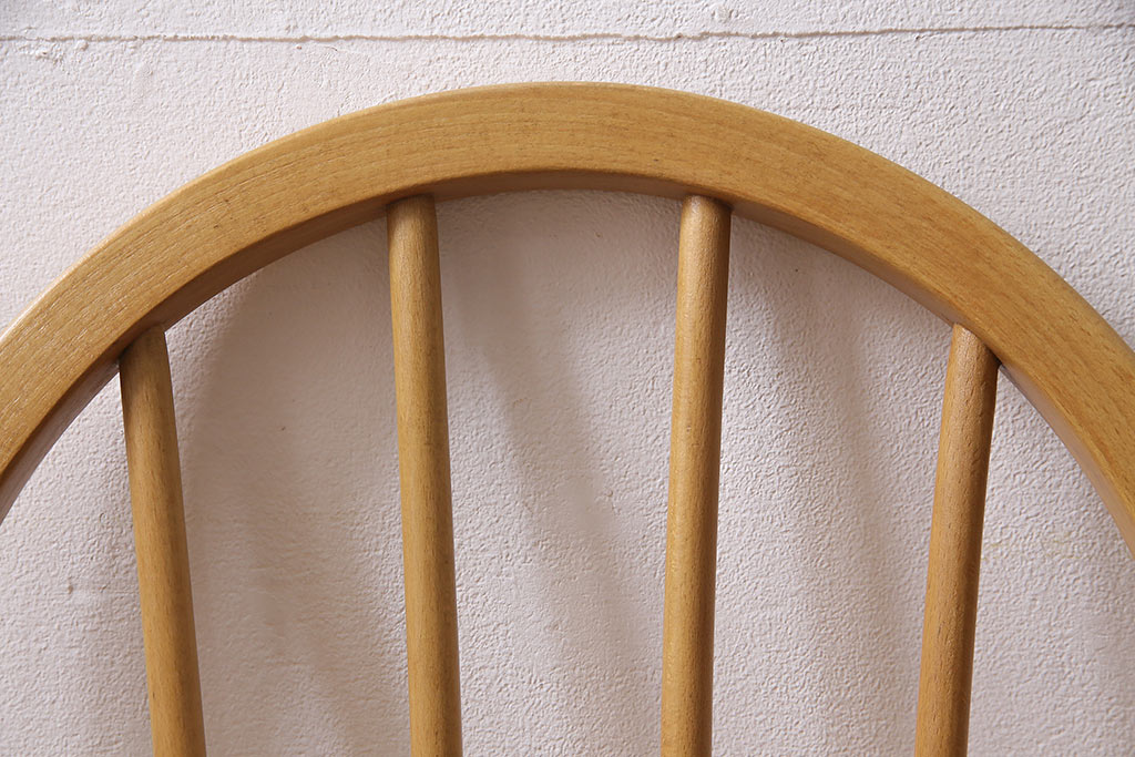 ヴィンテージ家具　ERCOL(アーコール)　ナチュラルビンテージのお部屋にぴったりなウィンザーチェア(ダイニングチェア、椅子、ウインザーチェア)(R-046435)