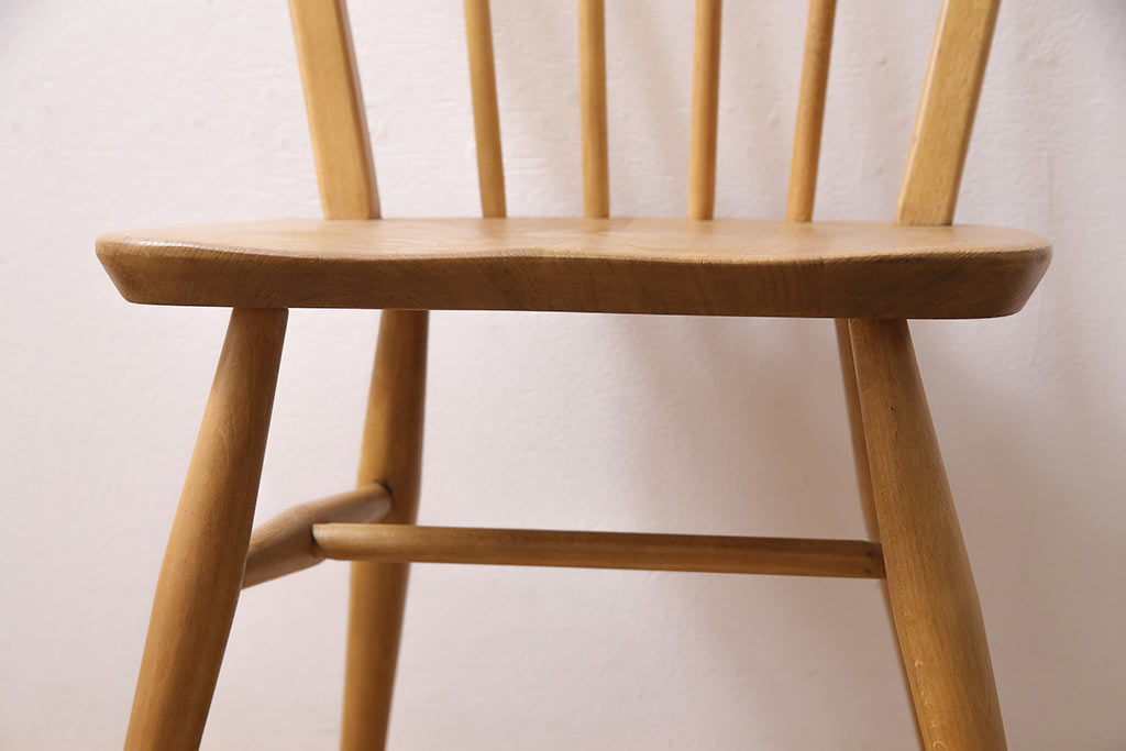 ヴィンテージ家具　ERCOL(アーコール)　ナチュラルビンテージのお部屋にぴったりなウィンザーチェア(ダイニングチェア、椅子、ウインザーチェア)(R-046435)