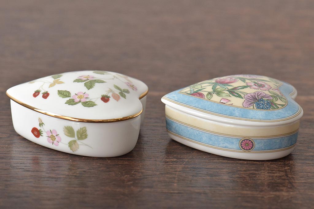 ウェッジウッド WEDGWOOD プレートなど4点(ワイルドストロベリー