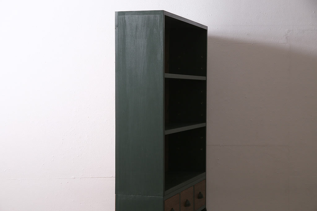 ラフジュ工房オリジナル　ペイント家具　古材使用　シックな雰囲気の薄型ブックシェルフ(収納棚、本棚、ウッドシェルフ)(R-046507)